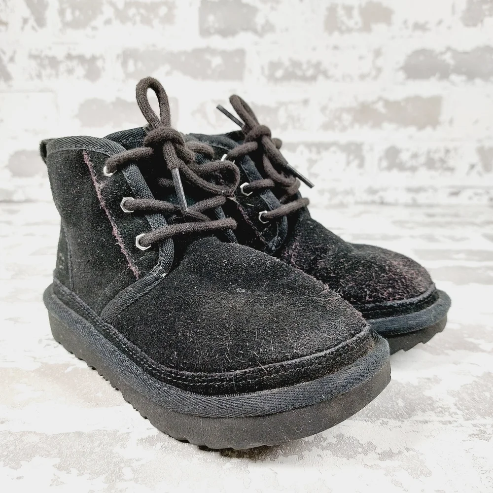 Ugg Neumel II Black Suede Side Zip Lace Up Winter Snow Ankle Boots M527